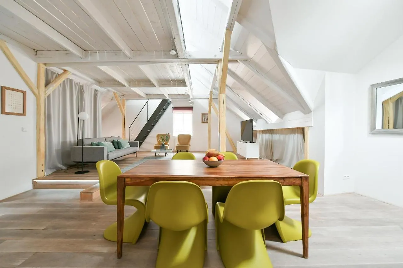 布拉格Our Loft At Charles Bridge公寓 公寓 布拉格